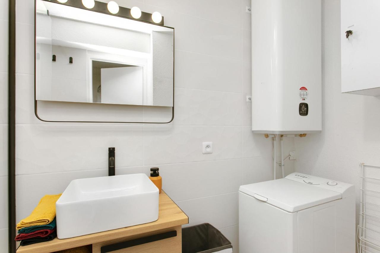Appartement T3 Terrasse Vue Sur Mer, Piscine, Parking, Wifi Et Clim Sète Esterno foto